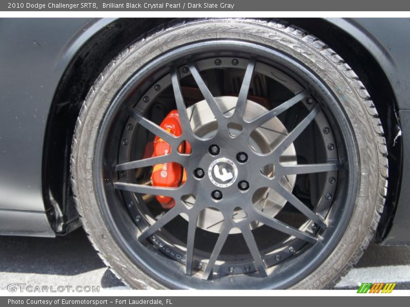 Brilliant Black Crystal Pearl / Dark Slate Gray 2010 Dodge Challenger SRT8