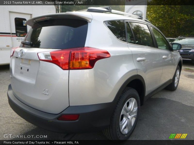 Classic Silver Metallic / Ash 2013 Toyota RAV4 LE AWD