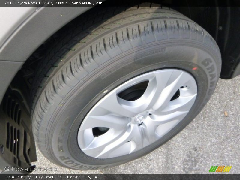 Classic Silver Metallic / Ash 2013 Toyota RAV4 LE AWD
