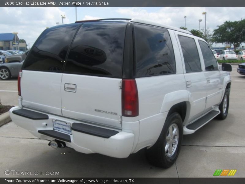 Aspen White / Neutral Shale 2000 Cadillac Escalade 4WD