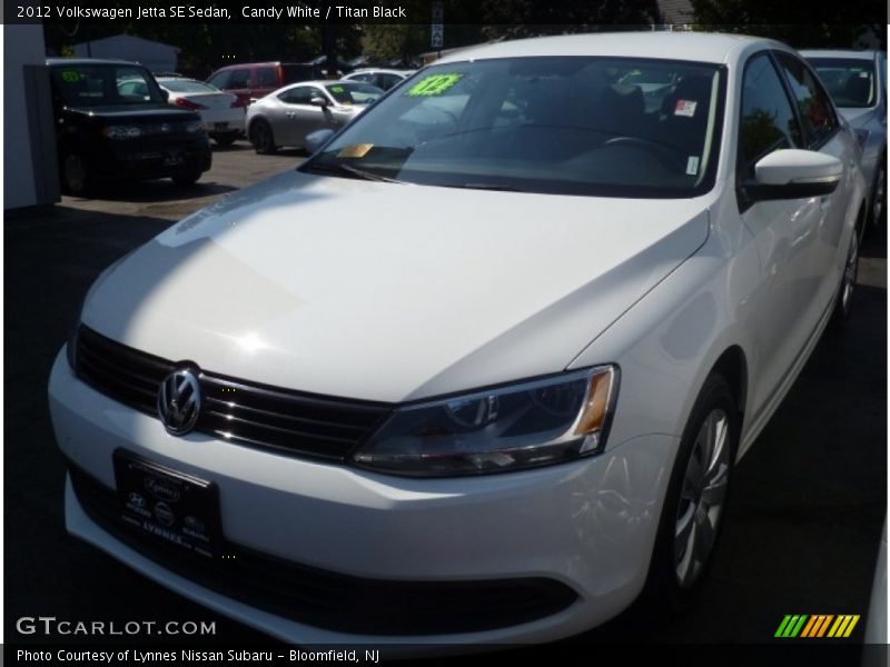 Candy White / Titan Black 2012 Volkswagen Jetta SE Sedan