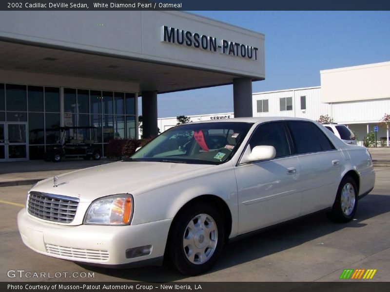 White Diamond Pearl / Oatmeal 2002 Cadillac DeVille Sedan
