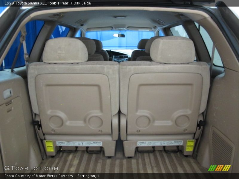 Sable Pearl / Oak Beige 1999 Toyota Sienna XLE