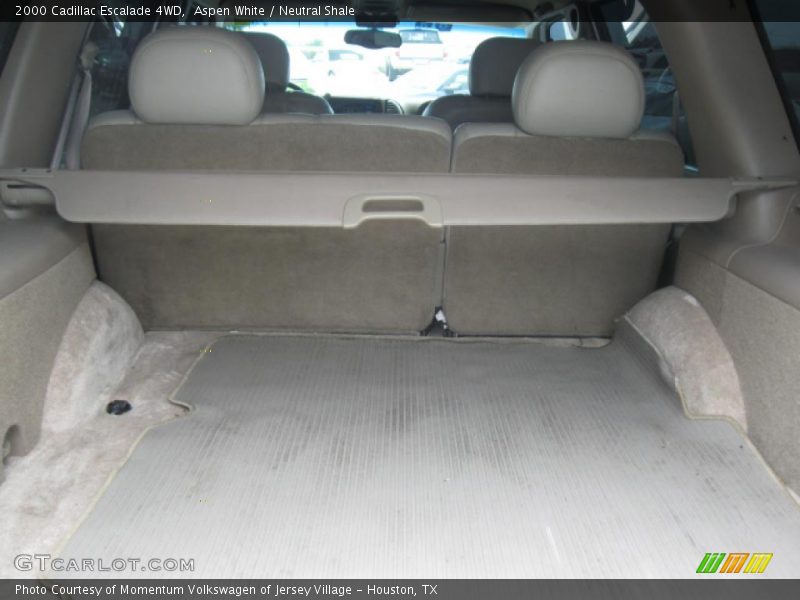 Aspen White / Neutral Shale 2000 Cadillac Escalade 4WD