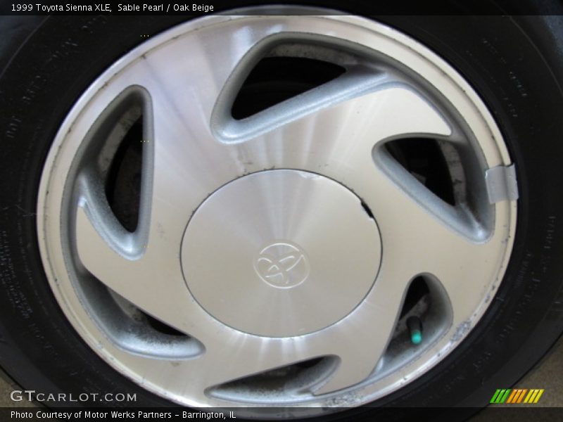 Sable Pearl / Oak Beige 1999 Toyota Sienna XLE