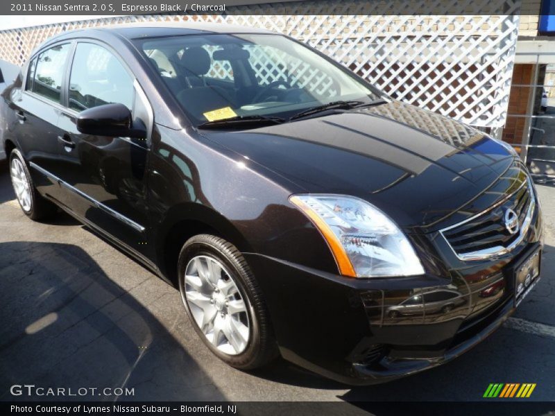 Espresso Black / Charcoal 2011 Nissan Sentra 2.0 S