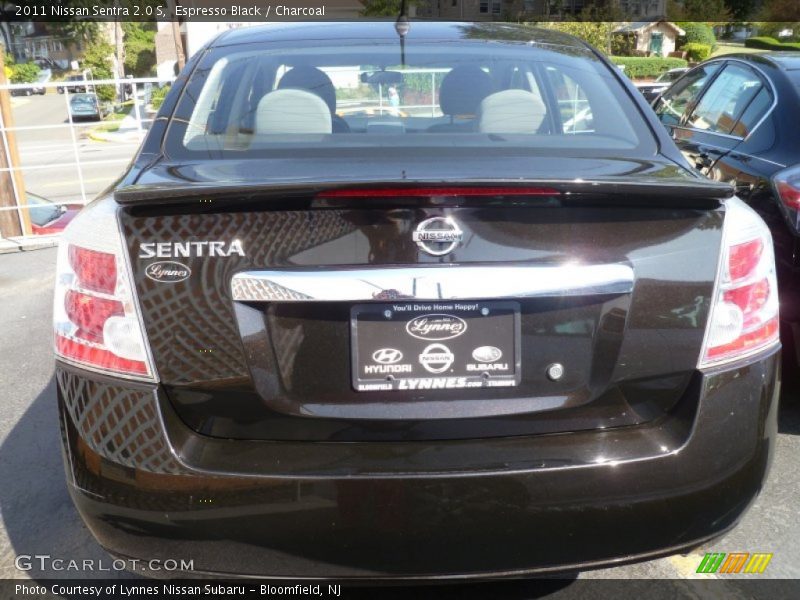 Espresso Black / Charcoal 2011 Nissan Sentra 2.0 S