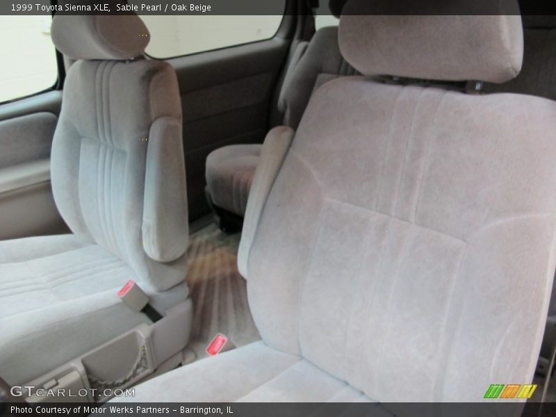 Sable Pearl / Oak Beige 1999 Toyota Sienna XLE