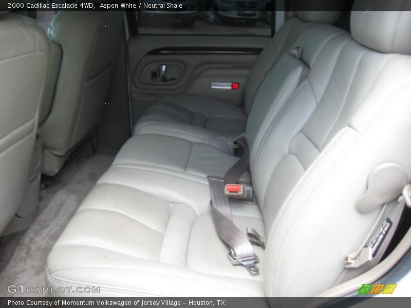 Aspen White / Neutral Shale 2000 Cadillac Escalade 4WD