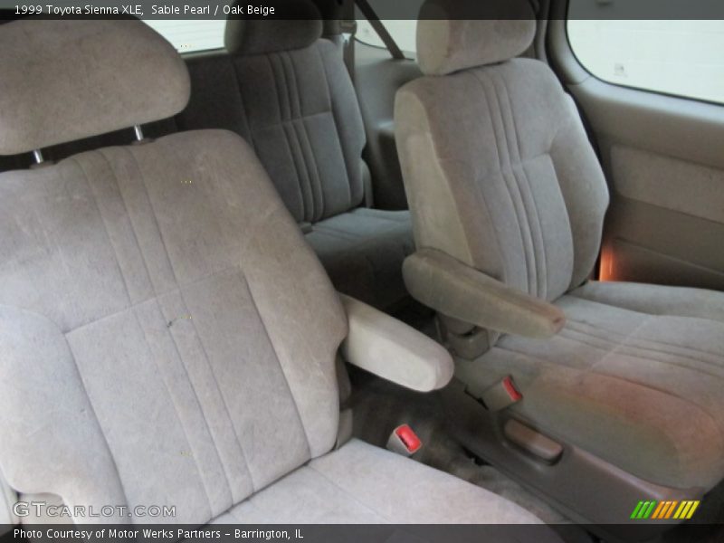 Sable Pearl / Oak Beige 1999 Toyota Sienna XLE