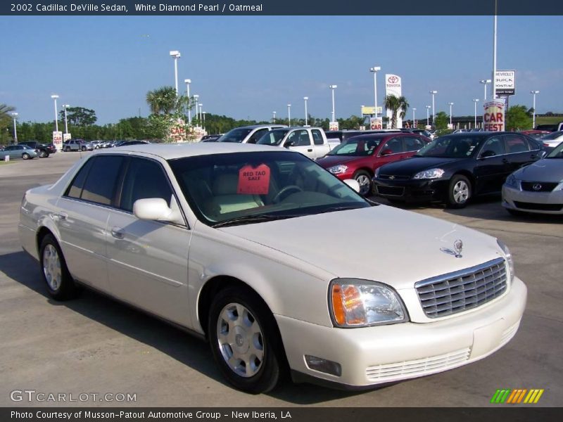 White Diamond Pearl / Oatmeal 2002 Cadillac DeVille Sedan