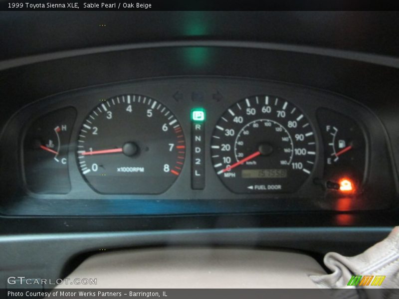 Sable Pearl / Oak Beige 1999 Toyota Sienna XLE