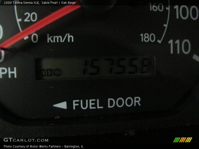 Sable Pearl / Oak Beige 1999 Toyota Sienna XLE