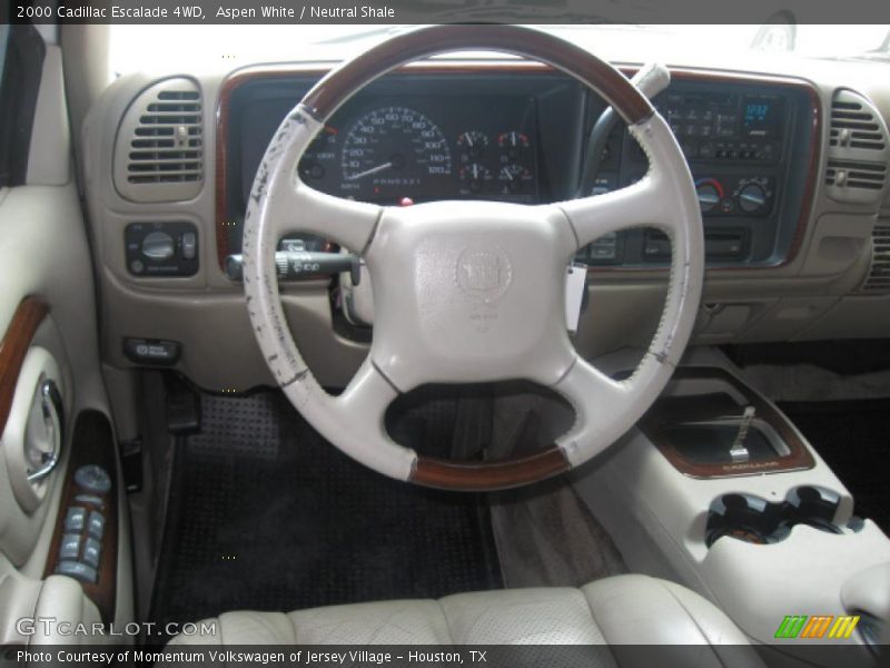 Aspen White / Neutral Shale 2000 Cadillac Escalade 4WD