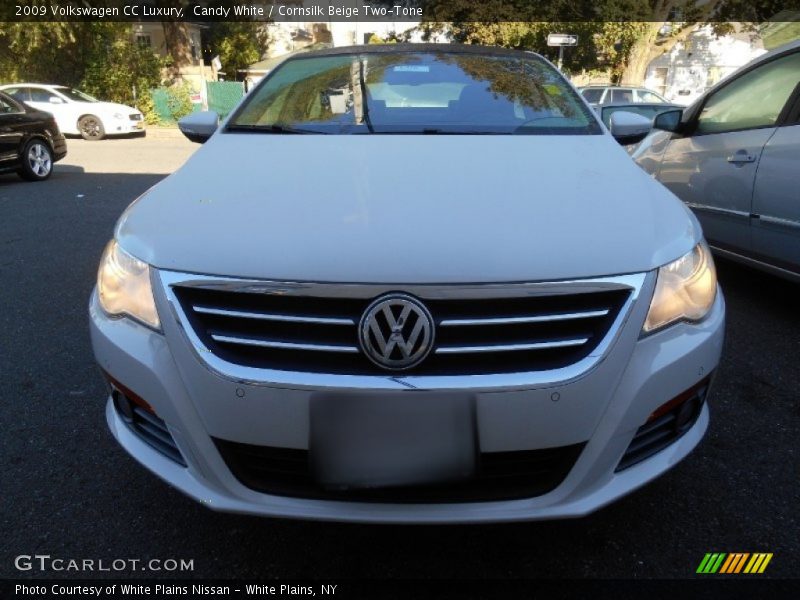 Candy White / Cornsilk Beige Two-Tone 2009 Volkswagen CC Luxury