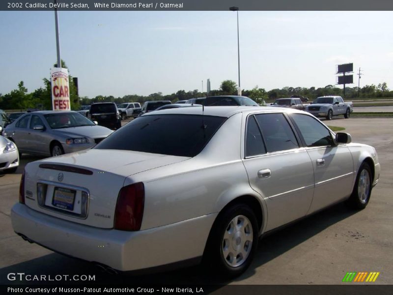 White Diamond Pearl / Oatmeal 2002 Cadillac DeVille Sedan