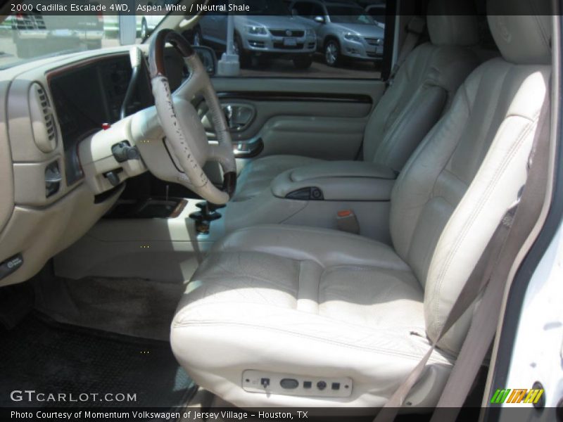 Aspen White / Neutral Shale 2000 Cadillac Escalade 4WD