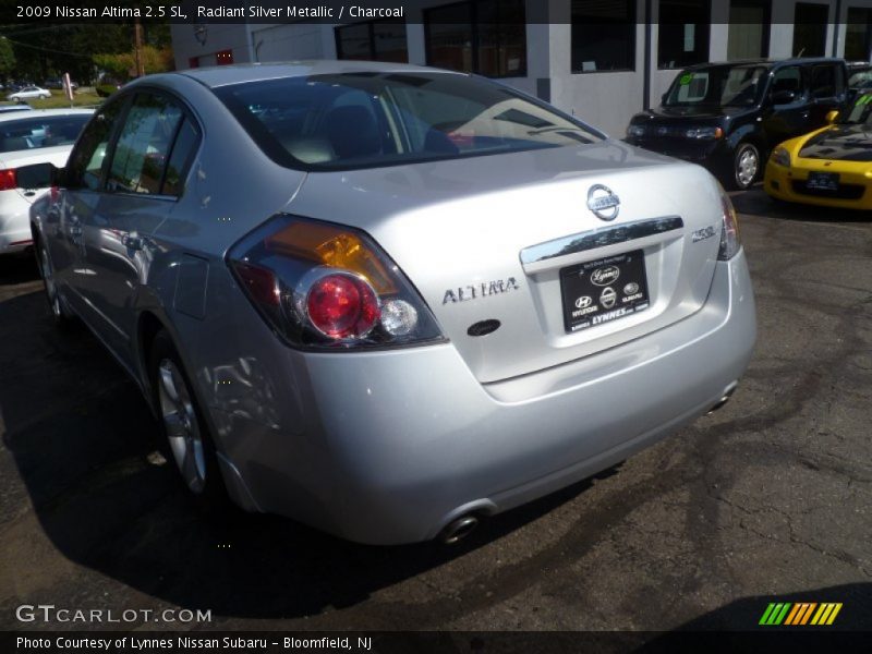 Radiant Silver Metallic / Charcoal 2009 Nissan Altima 2.5 SL