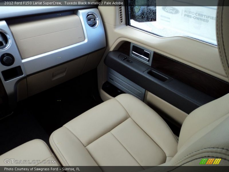 Tuxedo Black Metallic / Pale Adobe 2012 Ford F150 Lariat SuperCrew