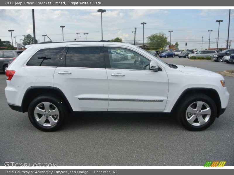 Bright White / Black 2013 Jeep Grand Cherokee Limited