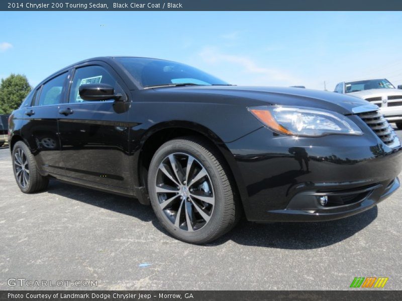 Front 3/4 View of 2014 200 Touring Sedan