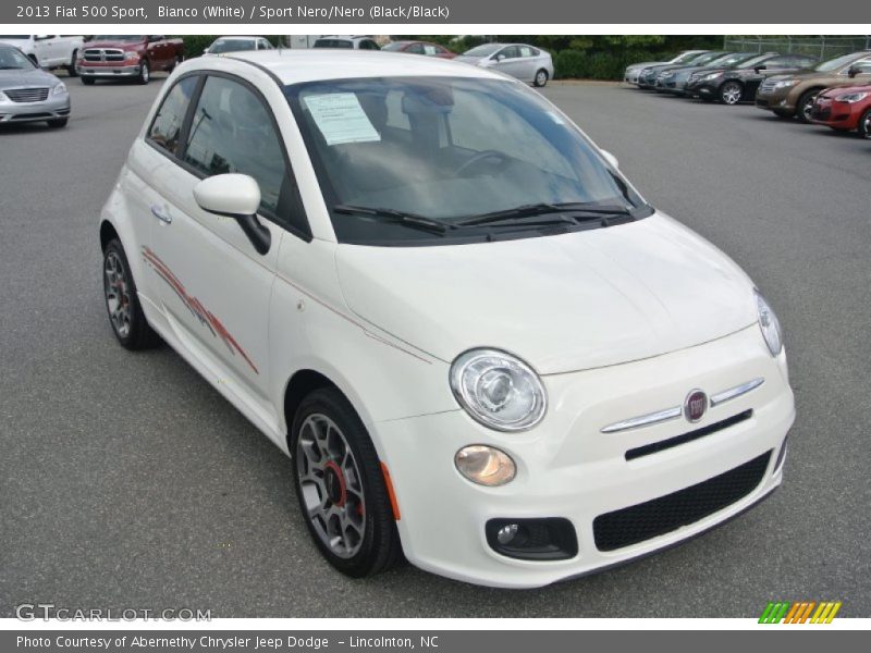 Bianco (White) / Sport Nero/Nero (Black/Black) 2013 Fiat 500 Sport