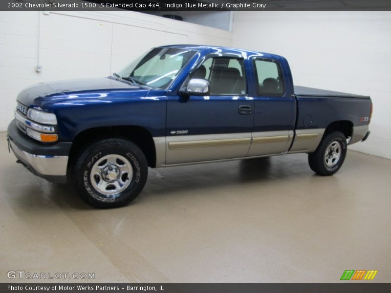 Indigo Blue Metallic / Graphite Gray 2002 Chevrolet Silverado 1500 LS Extended Cab 4x4