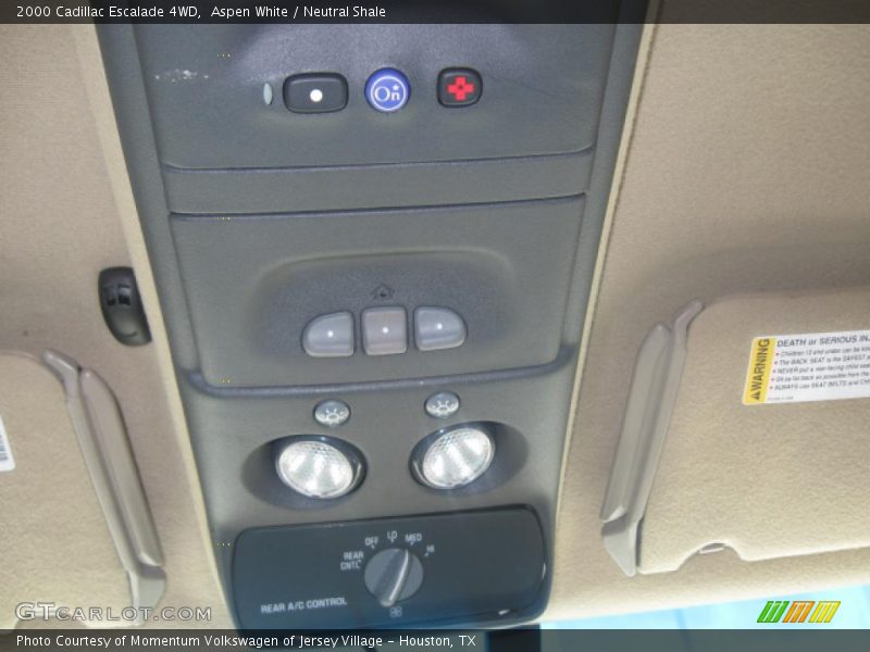 Aspen White / Neutral Shale 2000 Cadillac Escalade 4WD