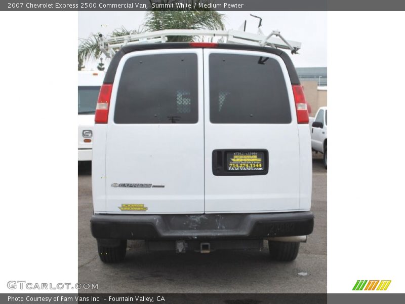 Summit White / Medium Pewter 2007 Chevrolet Express 2500 Commercial Van