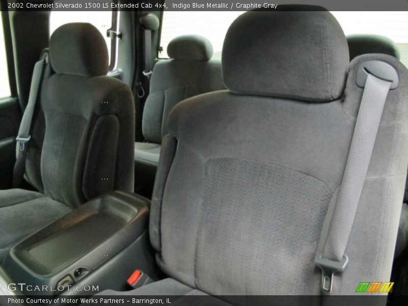 Indigo Blue Metallic / Graphite Gray 2002 Chevrolet Silverado 1500 LS Extended Cab 4x4