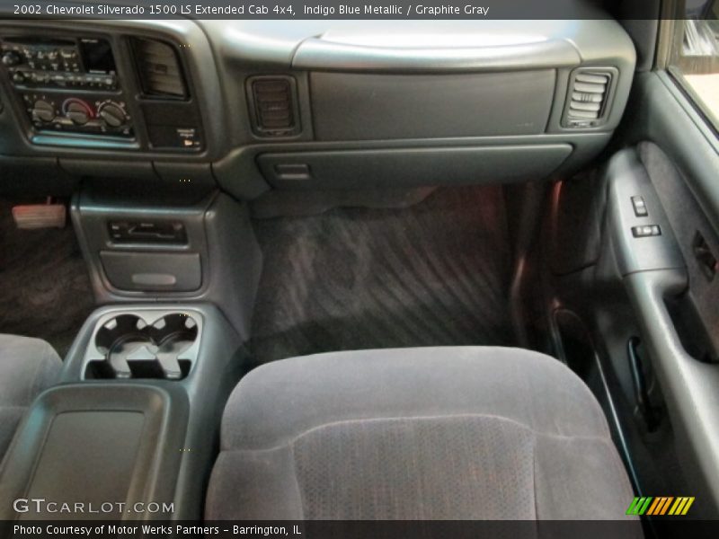 Indigo Blue Metallic / Graphite Gray 2002 Chevrolet Silverado 1500 LS Extended Cab 4x4