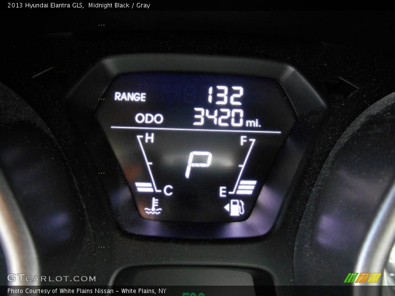 Midnight Black / Gray 2013 Hyundai Elantra GLS
