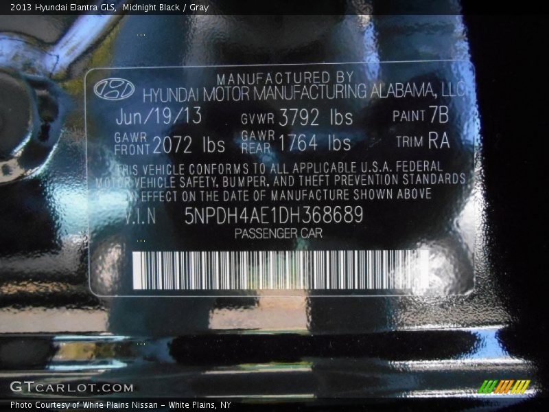 Midnight Black / Gray 2013 Hyundai Elantra GLS