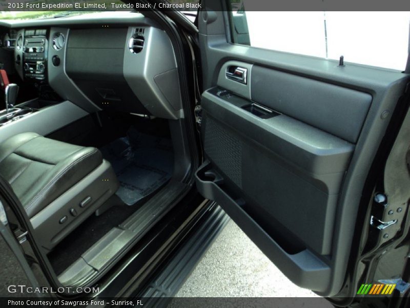 Tuxedo Black / Charcoal Black 2013 Ford Expedition EL Limited