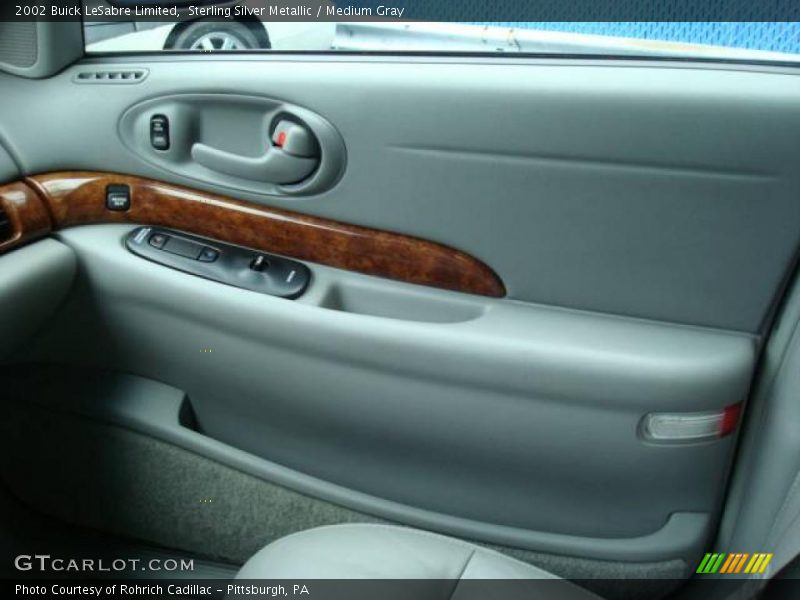 Sterling Silver Metallic / Medium Gray 2002 Buick LeSabre Limited