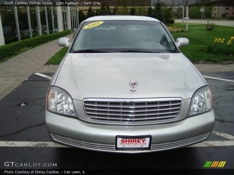 Light Platinum / Dark Gray 2005 Cadillac DeVille Sedan