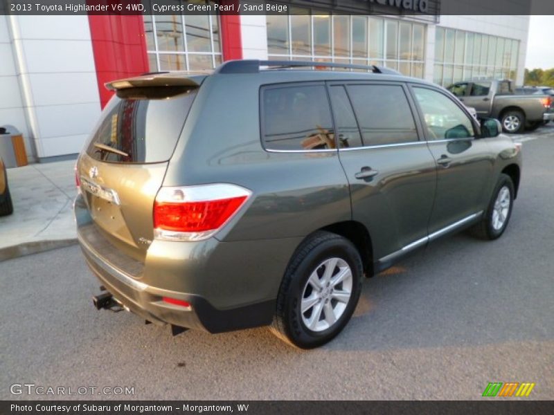 Cypress Green Pearl / Sand Beige 2013 Toyota Highlander V6 4WD