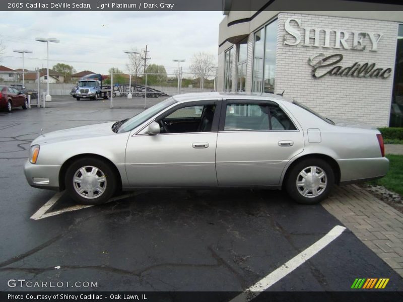 Light Platinum / Dark Gray 2005 Cadillac DeVille Sedan