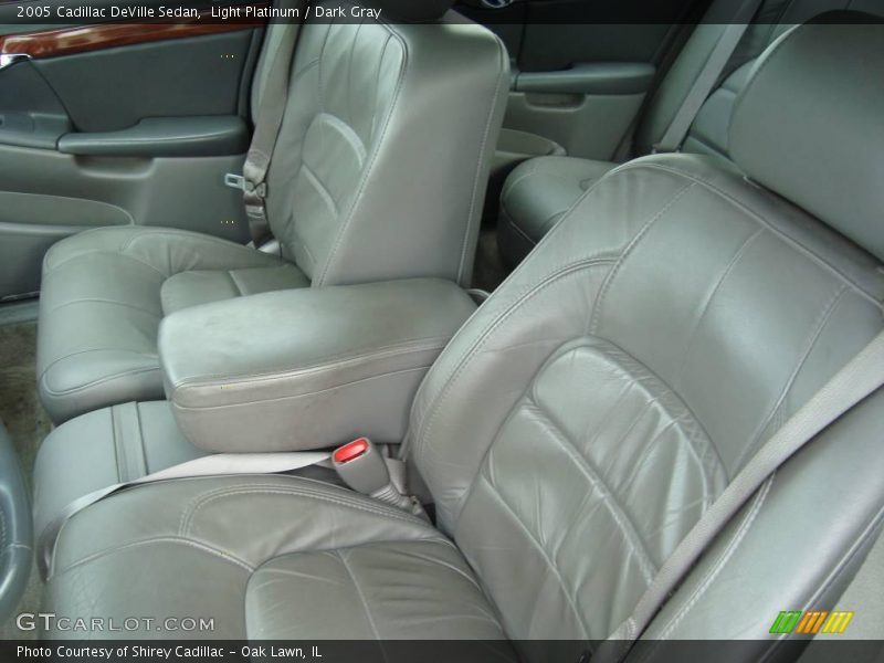 Light Platinum / Dark Gray 2005 Cadillac DeVille Sedan