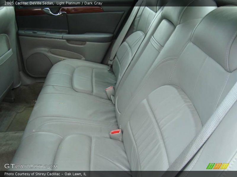 Light Platinum / Dark Gray 2005 Cadillac DeVille Sedan