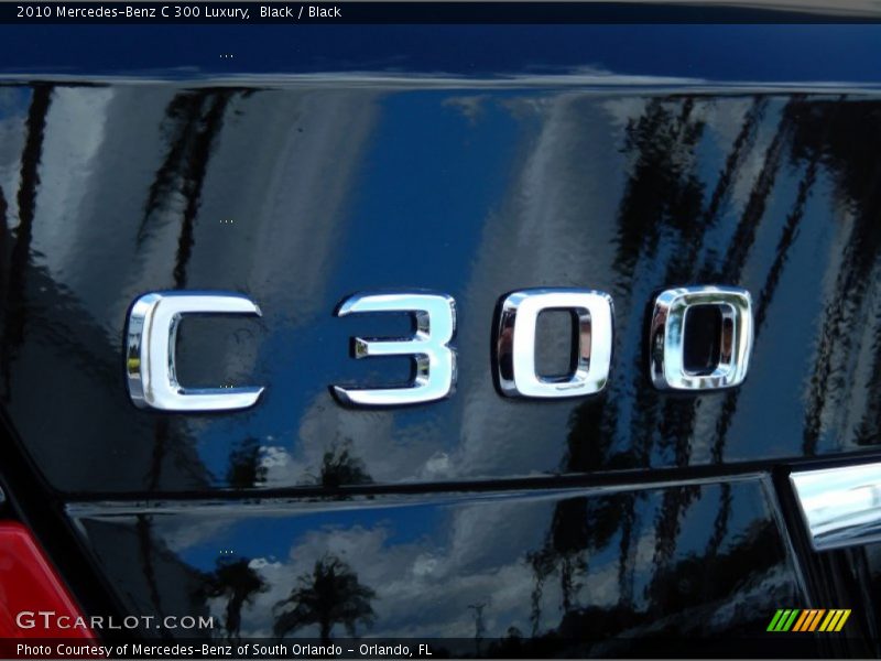  2010 C 300 Luxury Logo