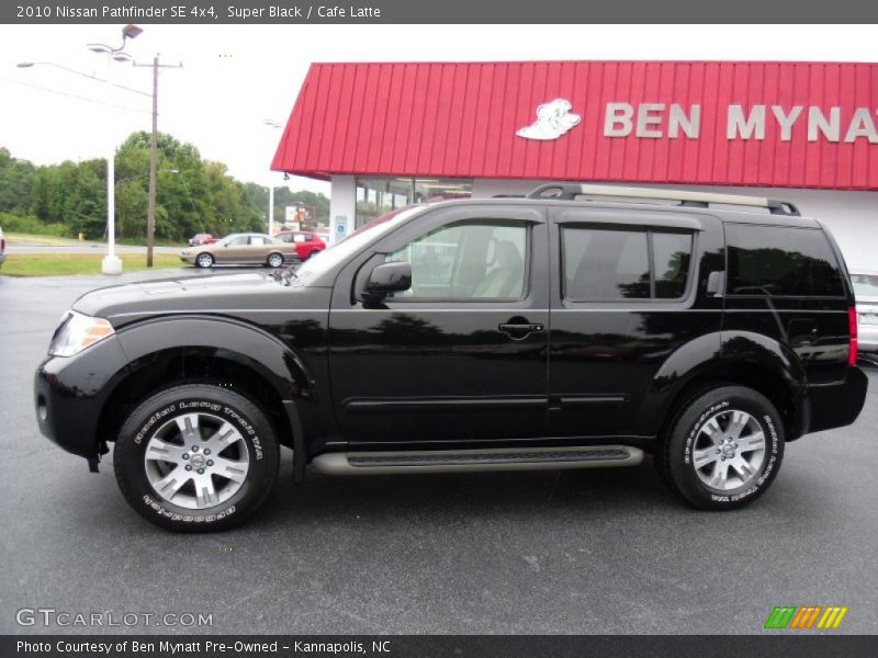 Super Black / Cafe Latte 2010 Nissan Pathfinder SE 4x4
