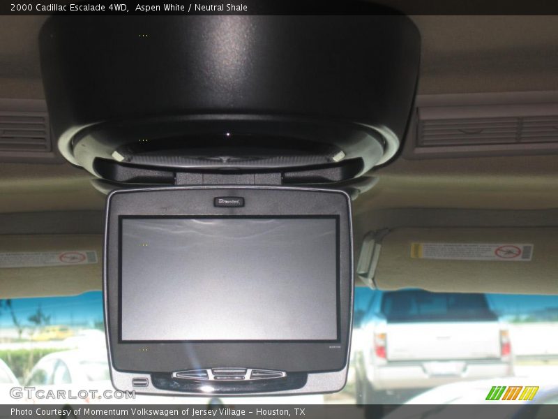 Aspen White / Neutral Shale 2000 Cadillac Escalade 4WD