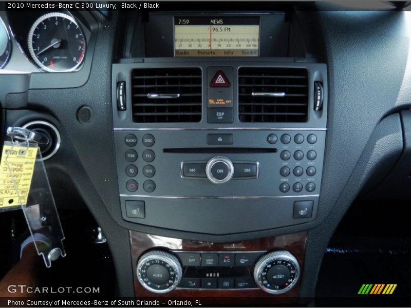 Controls of 2010 C 300 Luxury