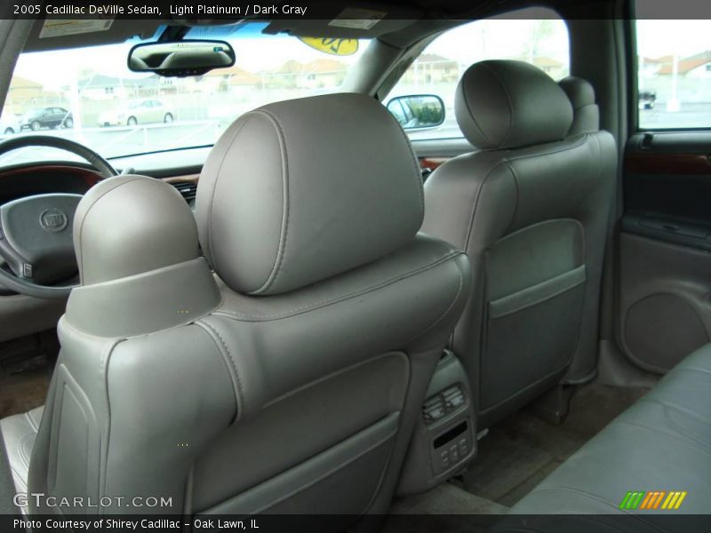 Light Platinum / Dark Gray 2005 Cadillac DeVille Sedan