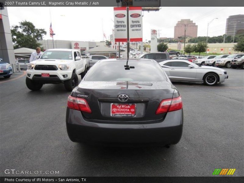 Magnetic Gray Metallic / Ash 2007 Toyota Camry LE
