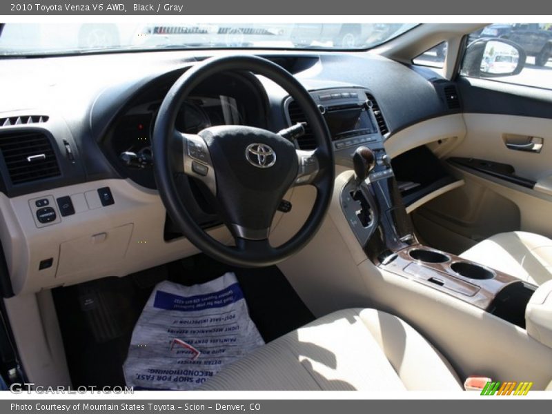 Black / Gray 2010 Toyota Venza V6 AWD