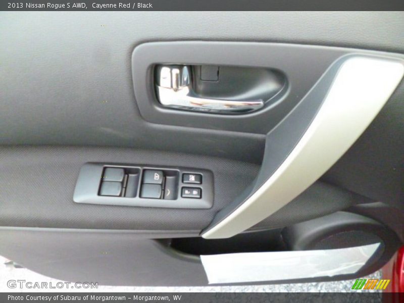 Cayenne Red / Black 2013 Nissan Rogue S AWD