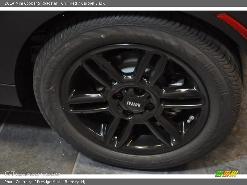 Chili Red / Carbon Black 2014 Mini Cooper S Roadster