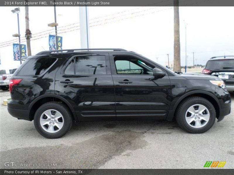 Tuxedo Black / Medium Light Stone 2014 Ford Explorer FWD